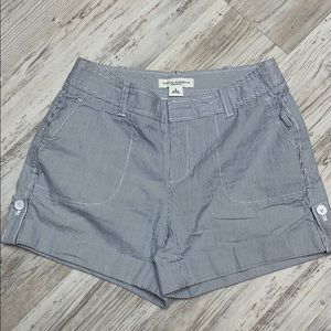 Banana Republic Striped Shorts Blue & White Size 2